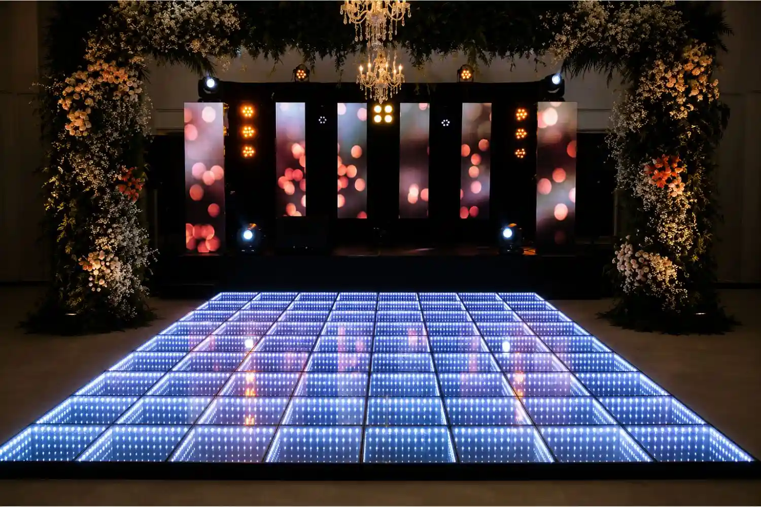 Pista de baile LED en evento — montaje 13