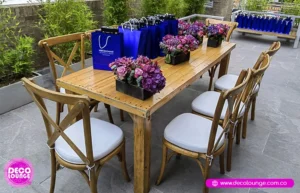 mesa-y-sillas-rusticas-para-eventos-en-bogota