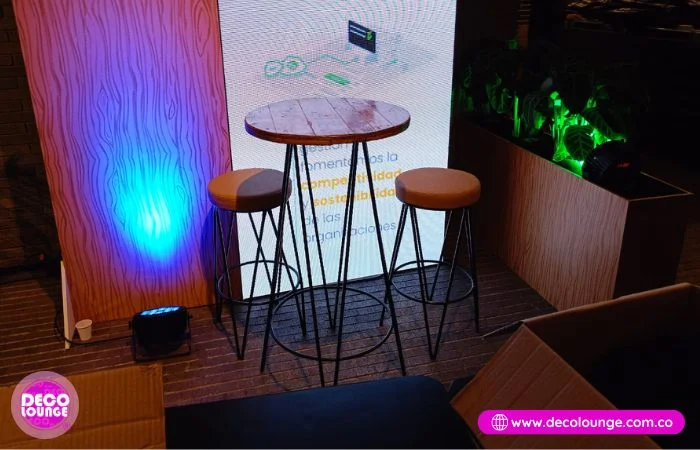 mesas y sillas en alquiler